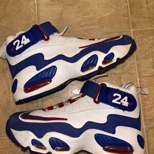 Kids Nike Max Griffey 6Y Ken Griffey Shoes